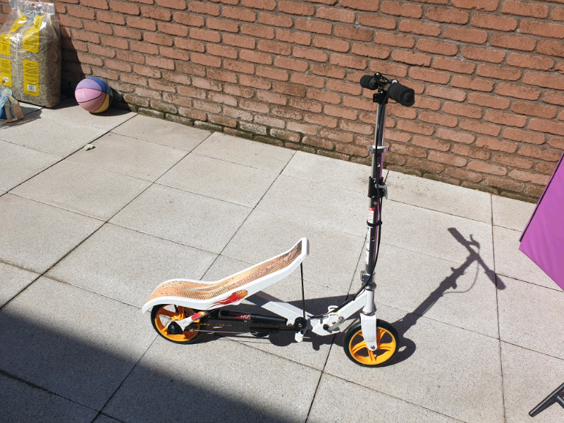 space scooter smyths